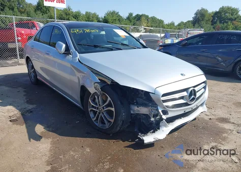 2018 Mercedes-Benz C 300 4Matic z USA, uszkodzony, nr VIN WDDWF4KB3JR328336